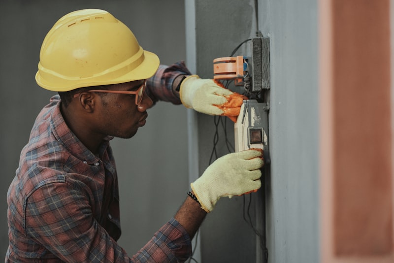 Contractors & Builders